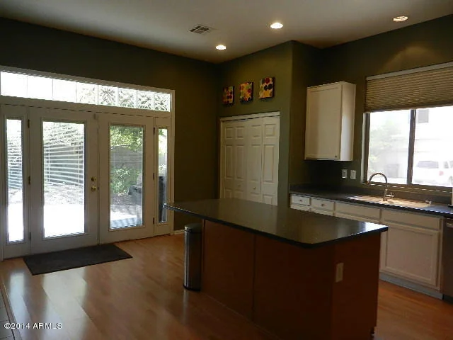 Photo of 1007 E IRMA Lane
