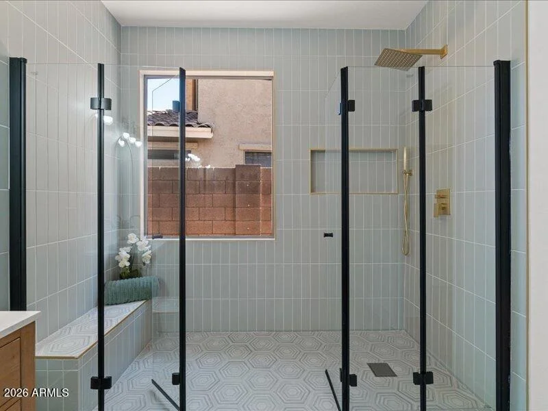 Photo of 271 W ROADRUNNER Drive