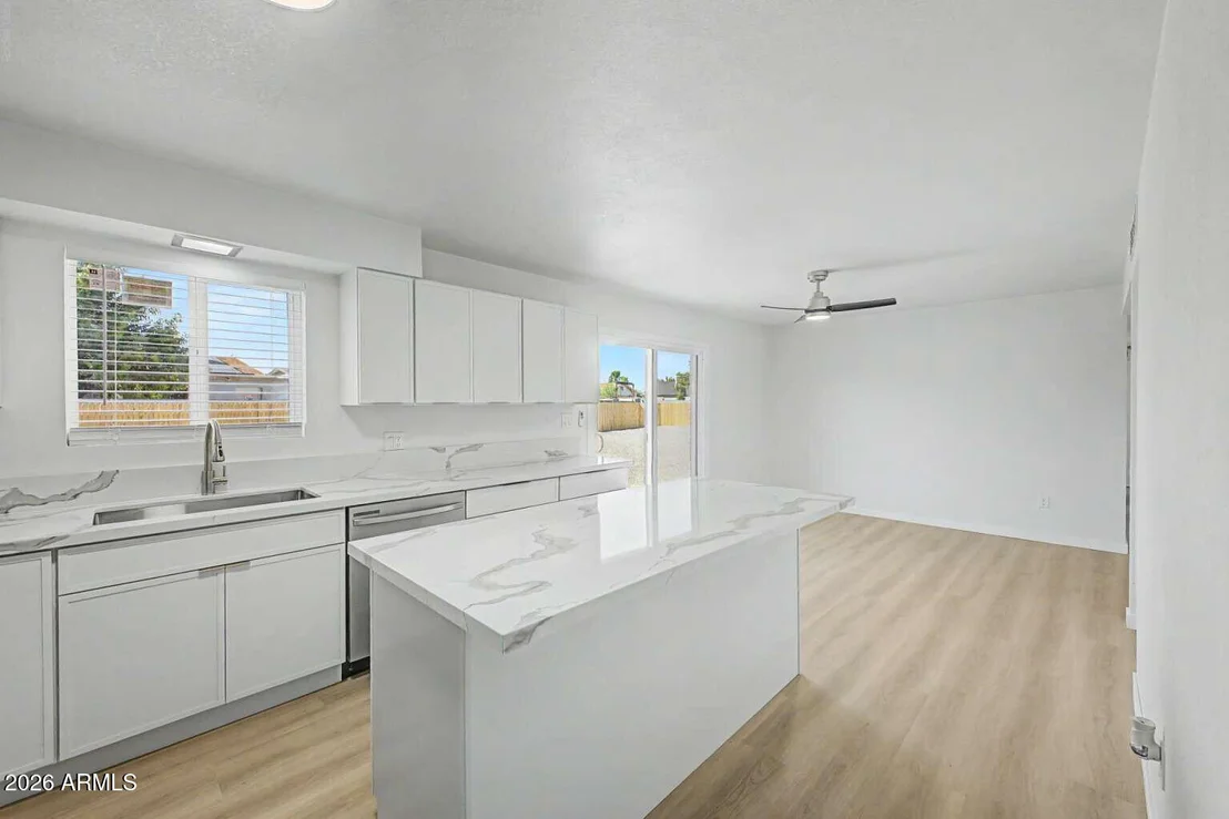 Photo of 1621 N 53RD Drive