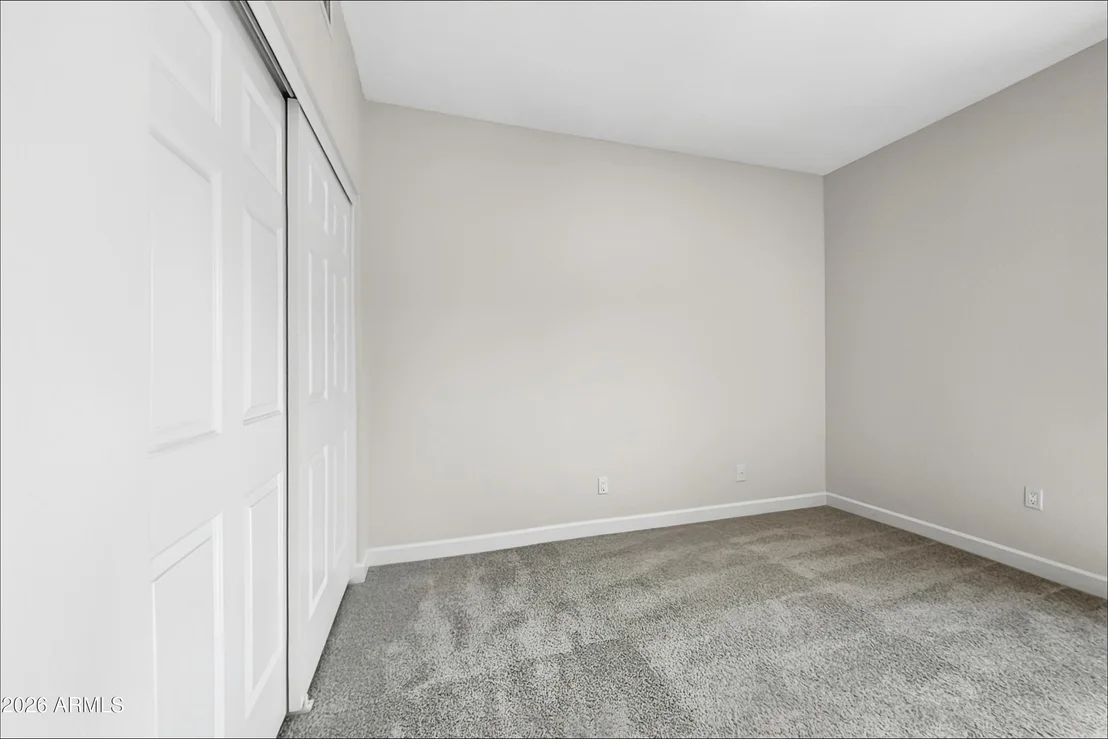 Photo of 1035 N SETON --