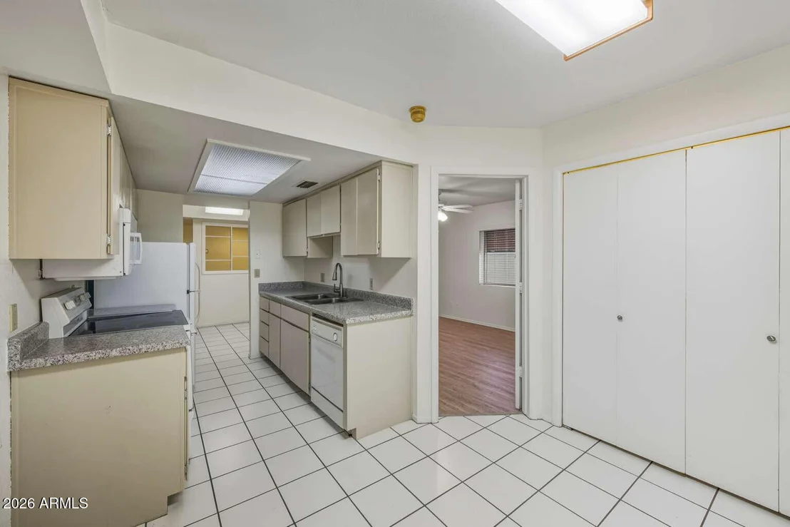 Photo of 6120 E AUGUSTA Circle