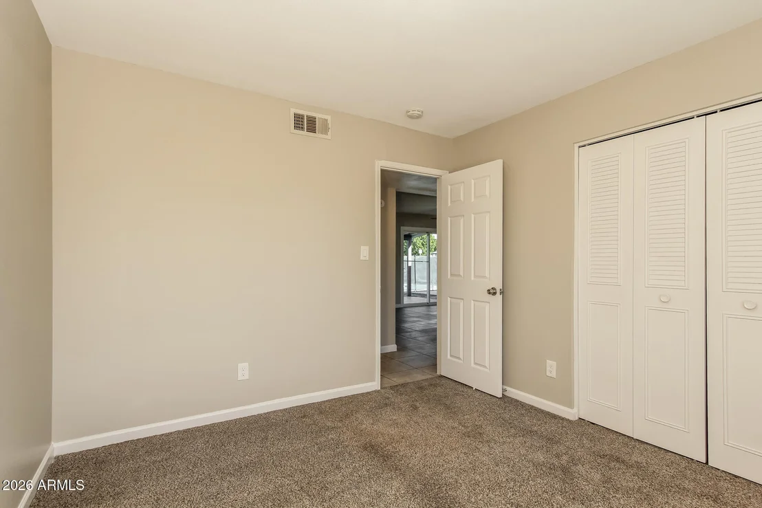 Photo of 3902 W DAVIDSON Lane