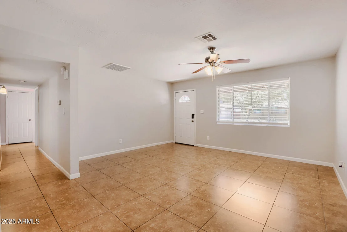 Photo of 1304 W 7TH Place