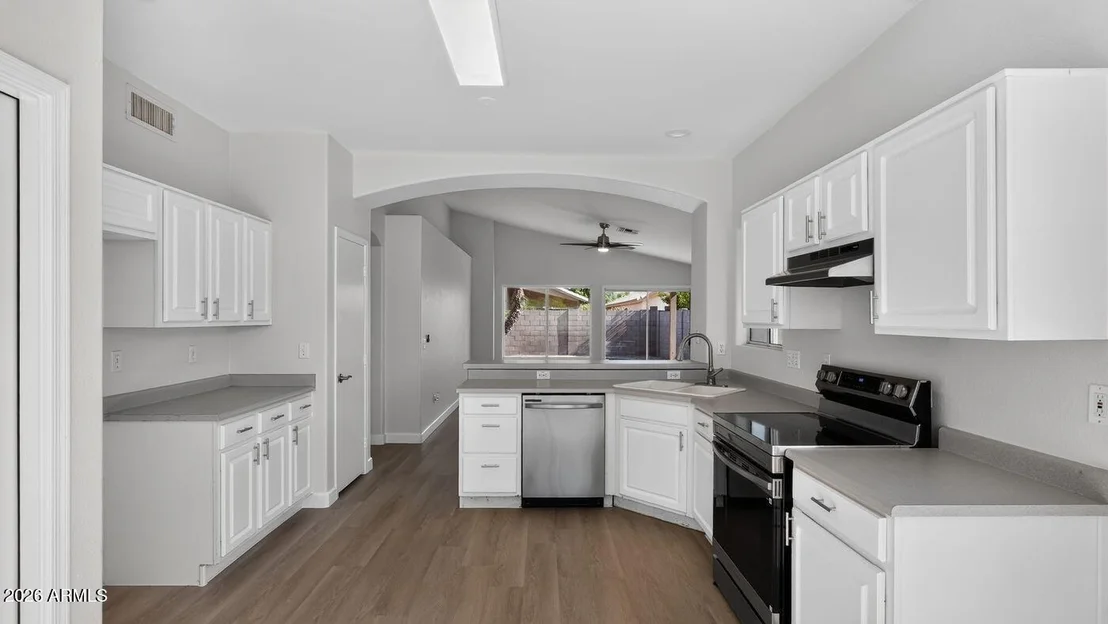 Photo of 176 W DUBLIN Street