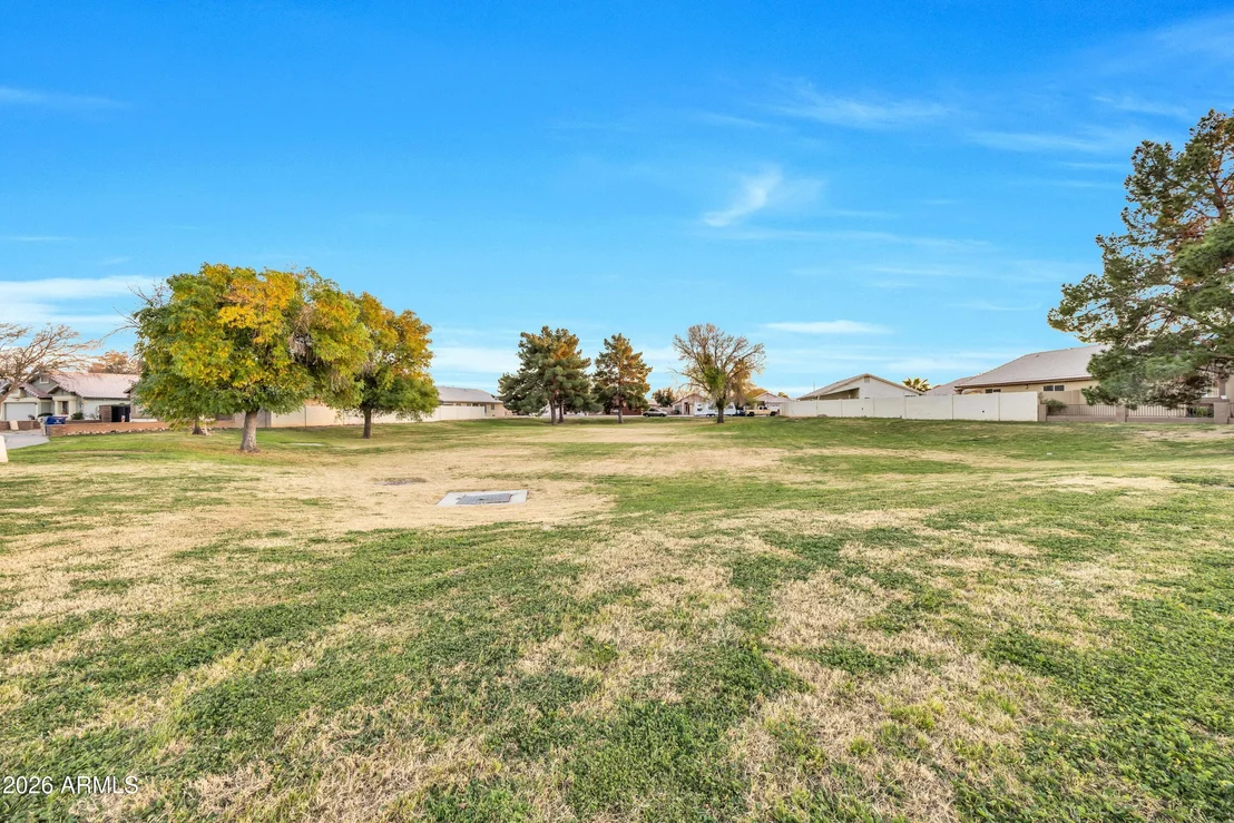 Photo of 7846 W SOLANO Drive