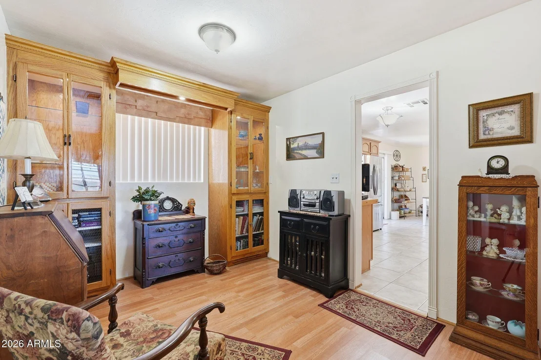 Photo of 2205 N HIGLEY Road