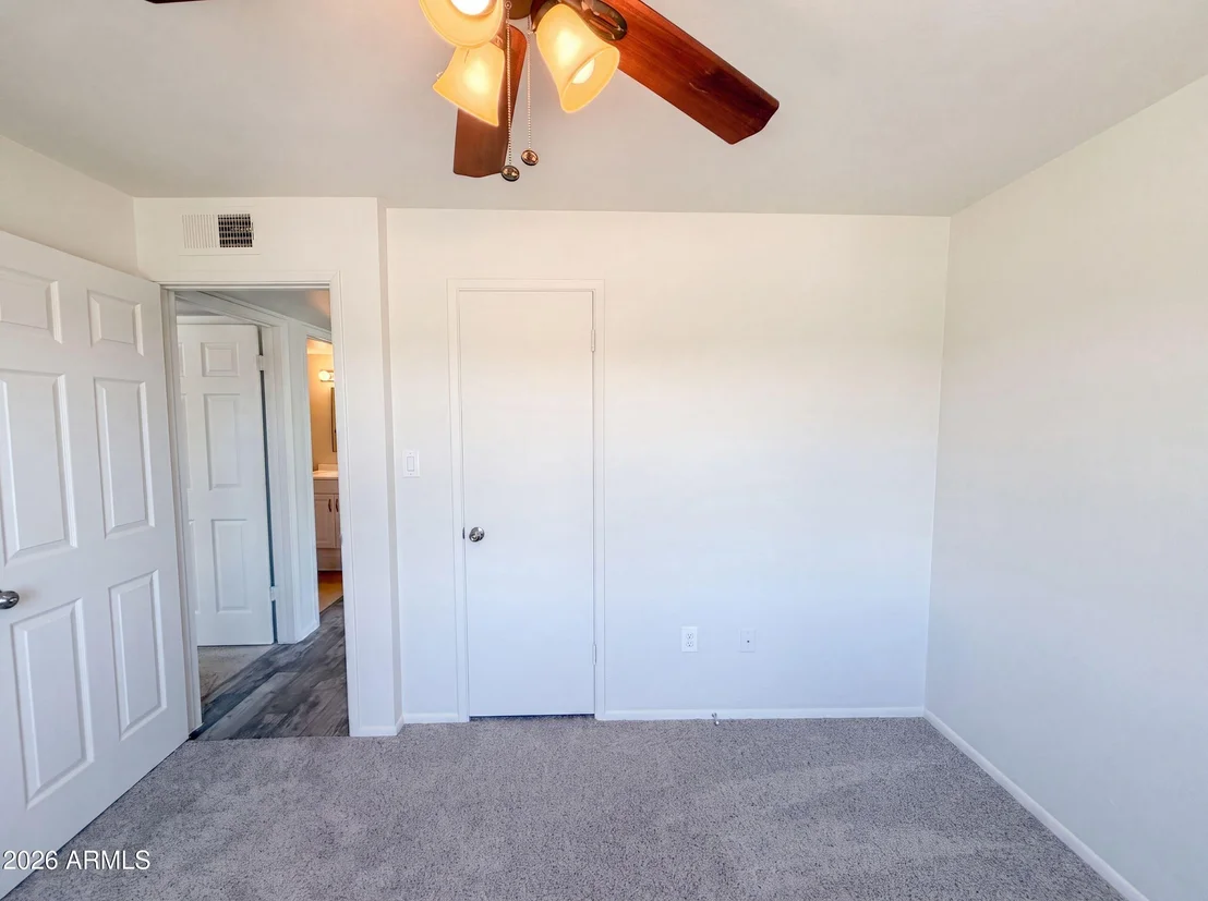 Photo of 5908 W CALAVAR Road