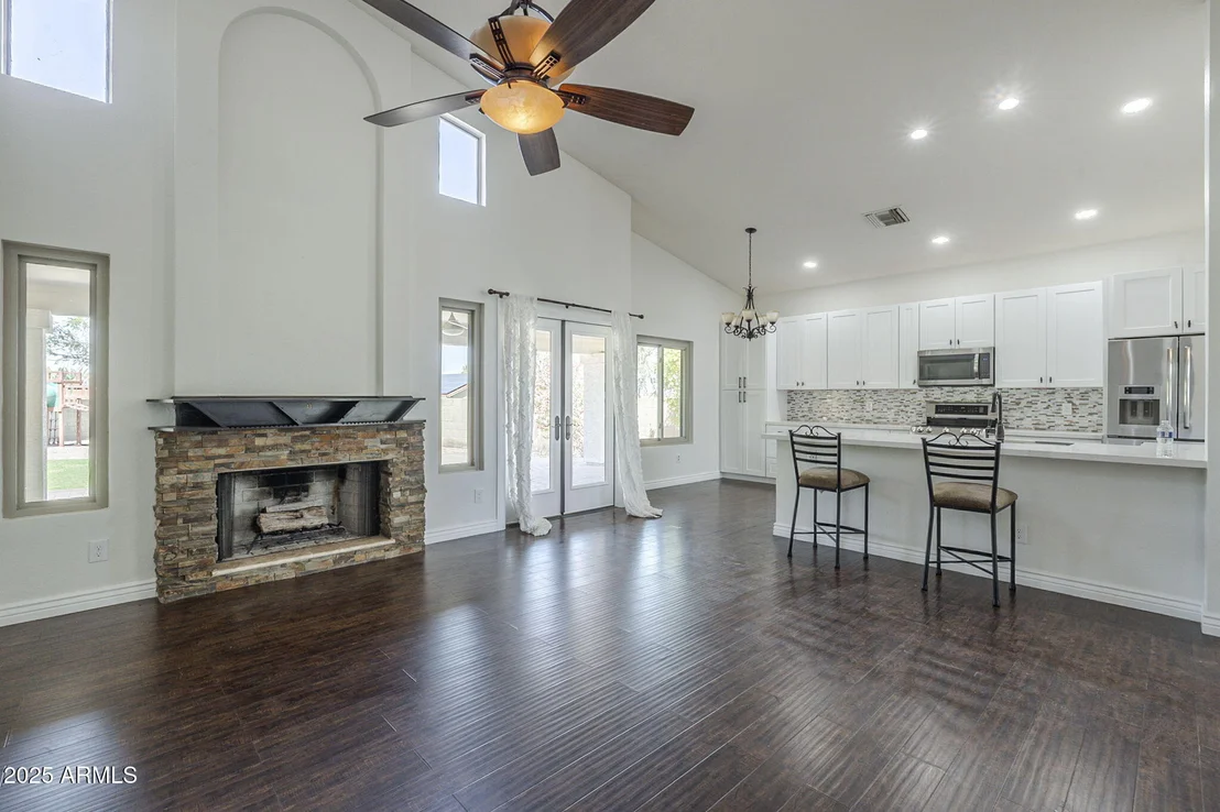 Photo of 15828 N 10TH Place