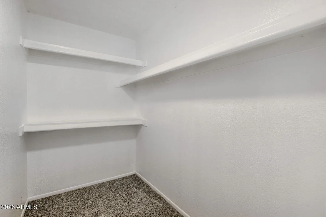 Photo of 415 W GRANDVIEW Road