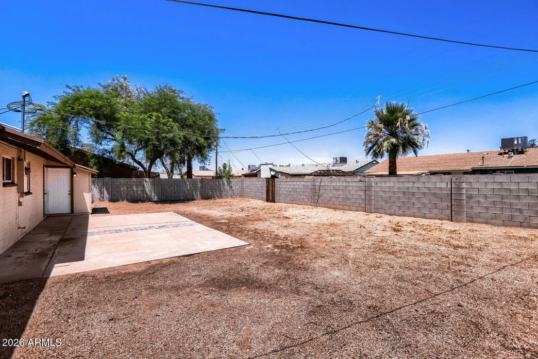 Photo of 1304 W 7TH Place