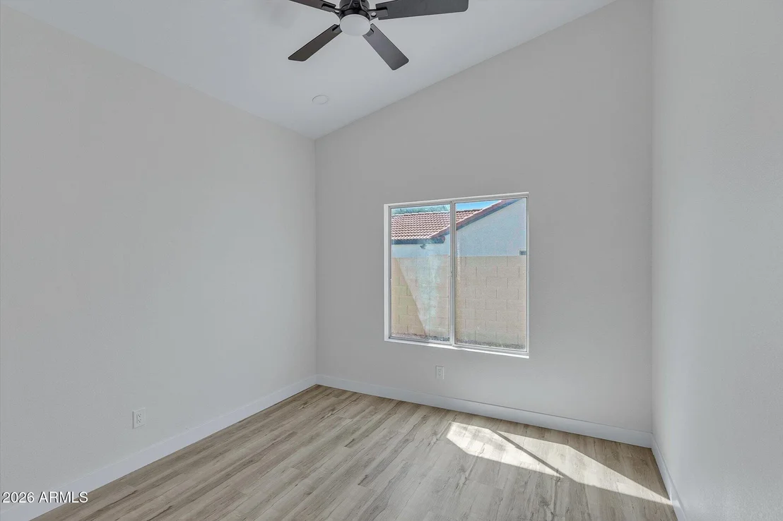 Photo of 5538 W FALLEN LEAF Lane