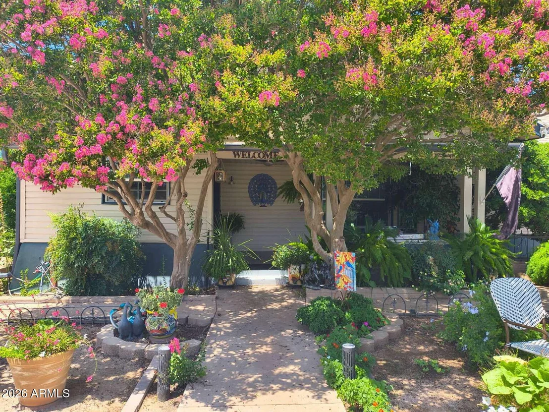 Photo of 501 W VISTA Street