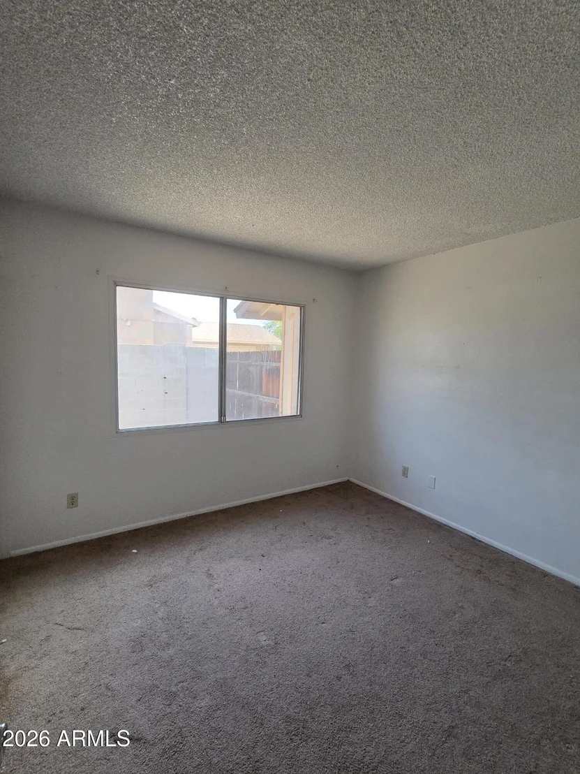 Photo of 3740 W REDFIELD Road