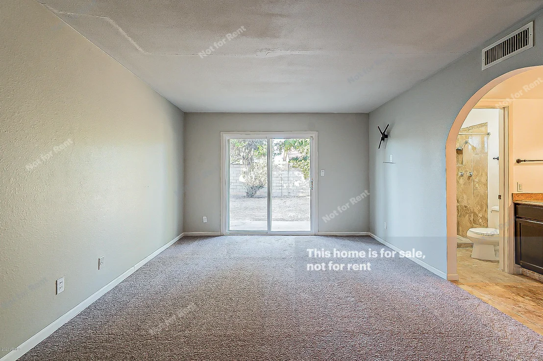 Photo of 906 W KEATING Avenue