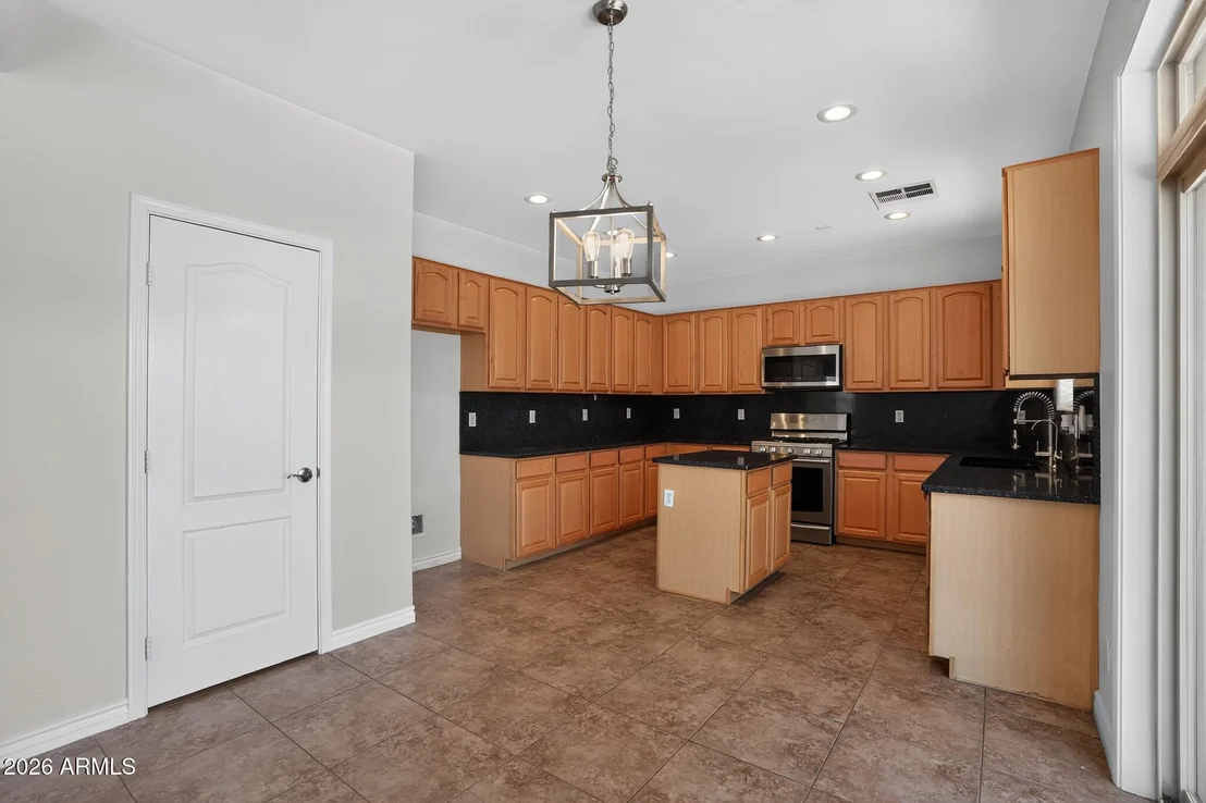 Photo of 6909 W CARTER Road