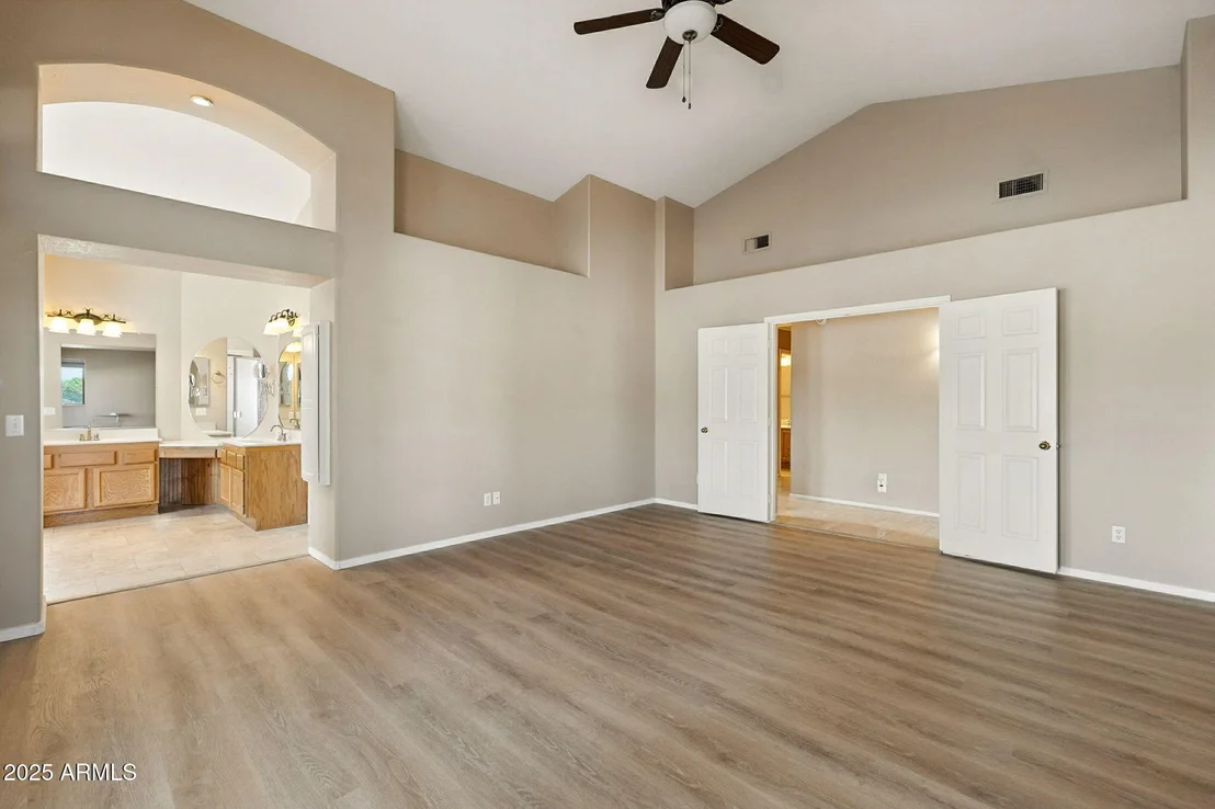 Photo of 2535 N PINNULE Circle