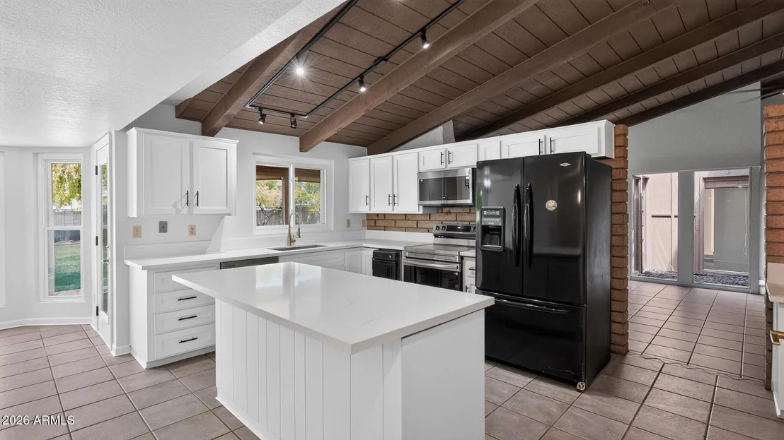Photo of 2702 S EL PARADISO --