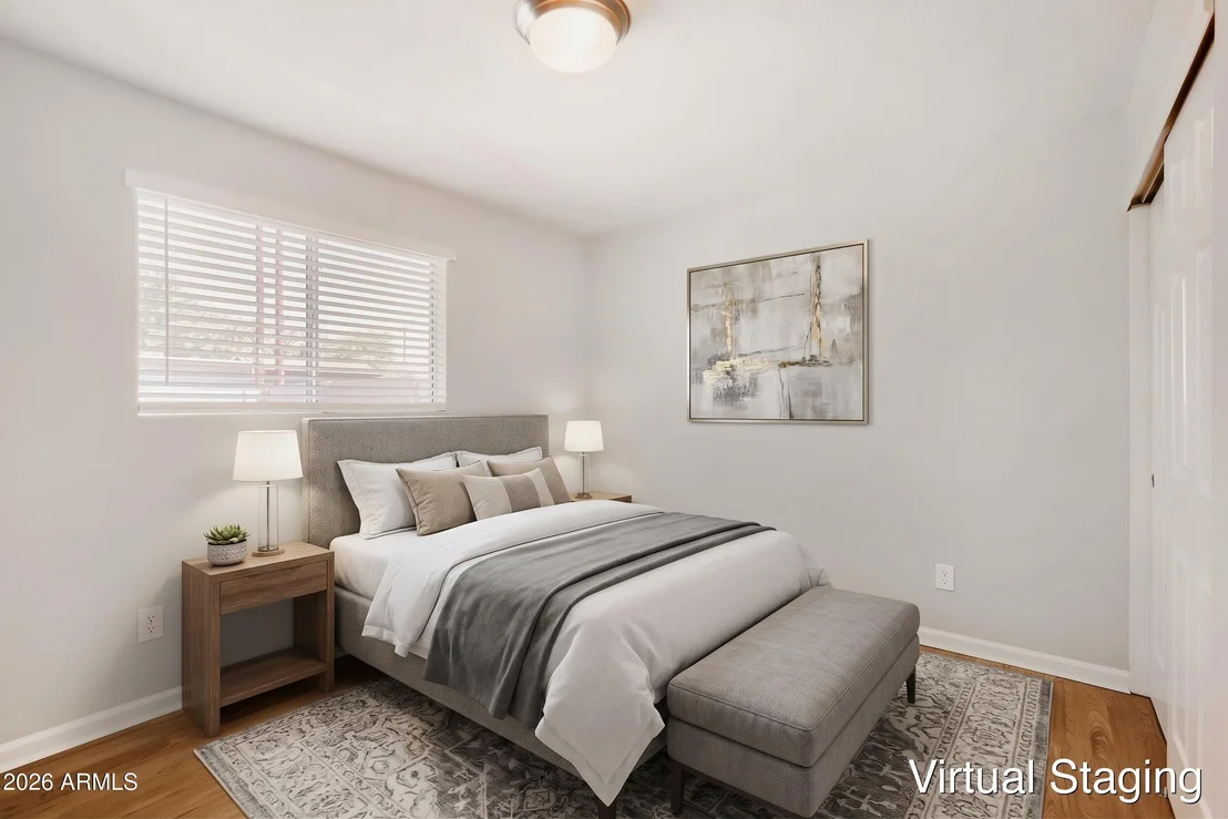 Photo of 1304 W 7TH Place