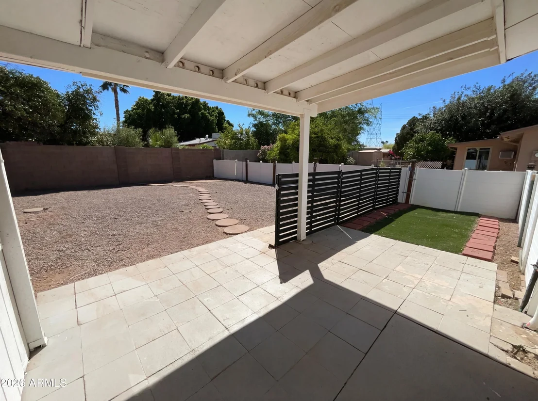 Photo of 639 N 57TH Place
