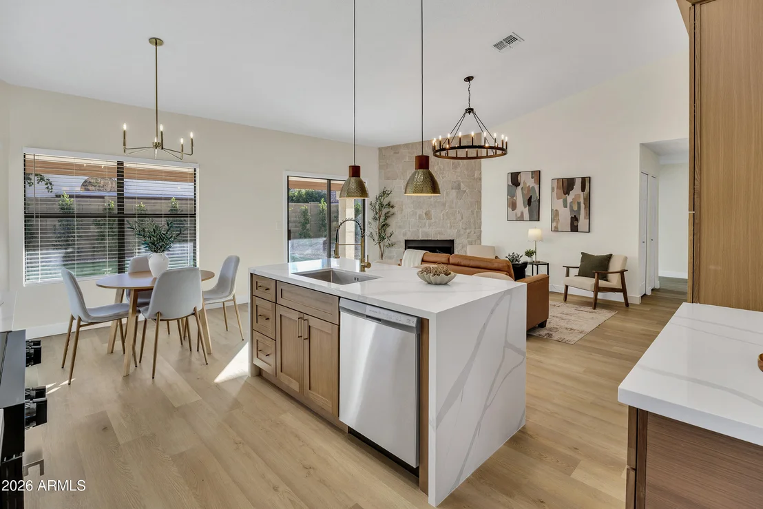 Photo of 7395 W UTOPIA Road