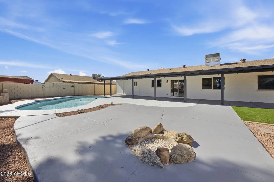 Photo of 1215 W WESCOTT Drive
