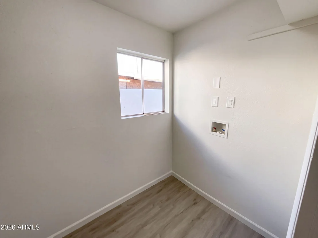 Photo of 4253 E VINEYARD Road