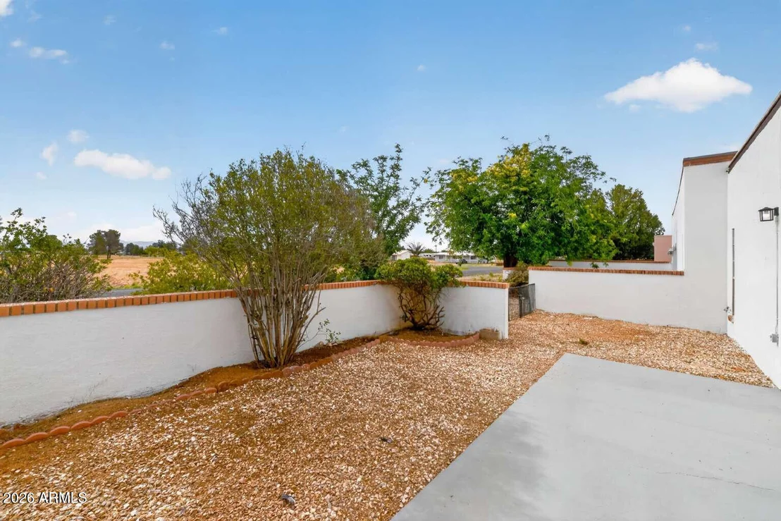 Photo of 217 N TRACY Road