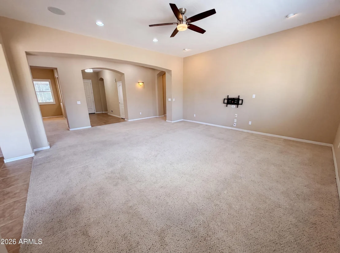 Photo of 3080 E POWELL Way