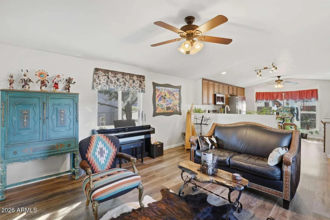 Photo of 110 E PINE Street