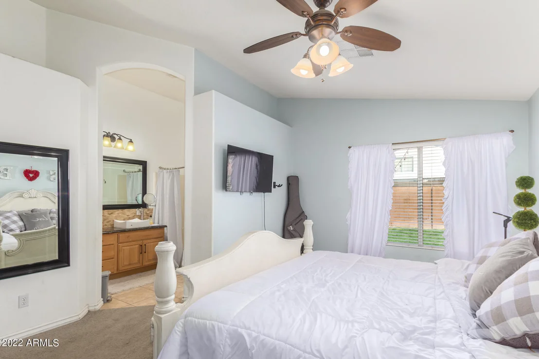 Photo of 8714 W GRANADA Road