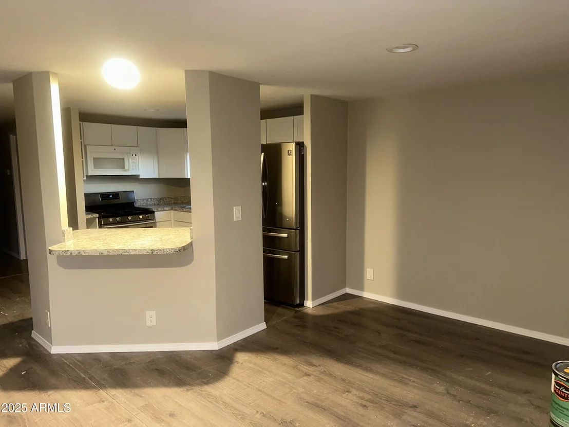Photo of 76 W SUNSET Drive