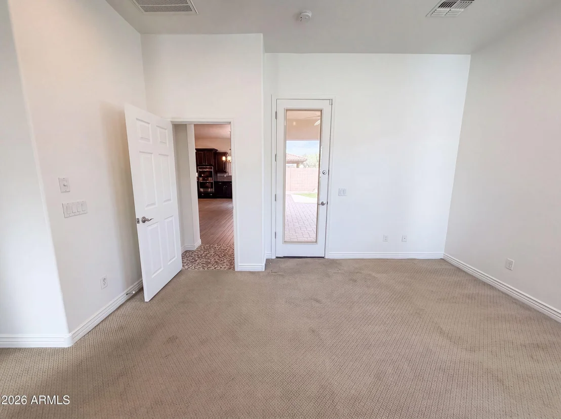 Photo of 7420 W CRABAPPLE Drive
