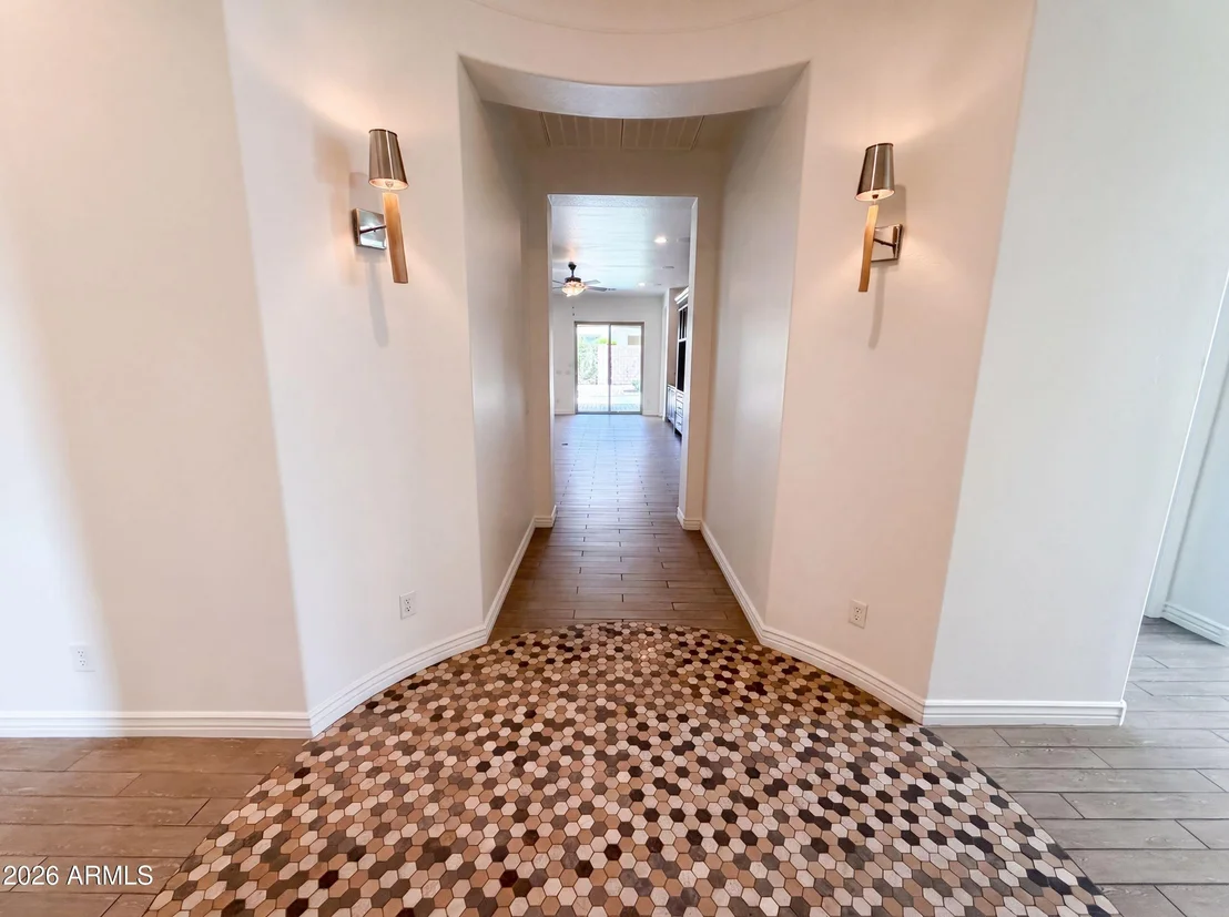 Photo of 7420 W CRABAPPLE Drive