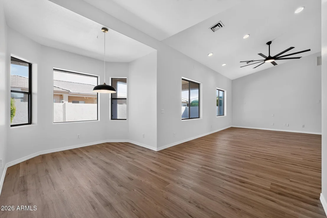 Photo of 48 E ELGIN Street