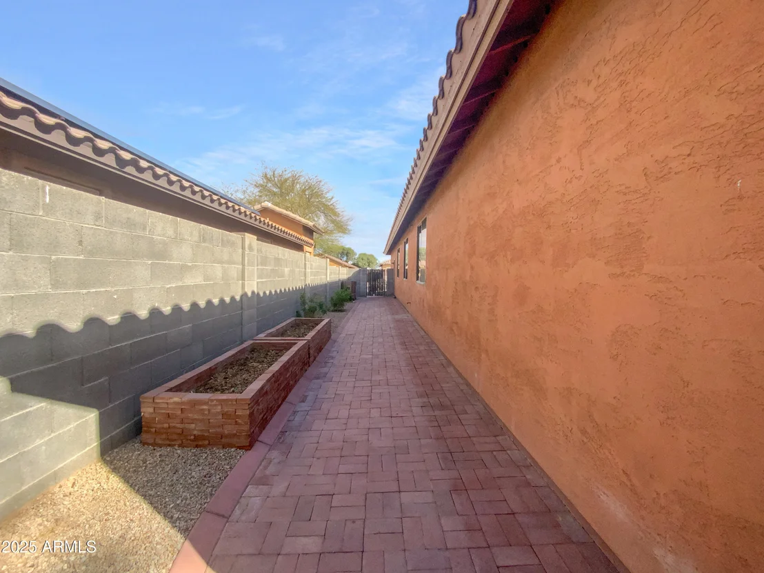 Photo of 45997 W WINDMILL Drive