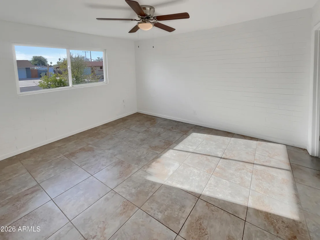 Photo of 6020 W MEDLOCK Drive