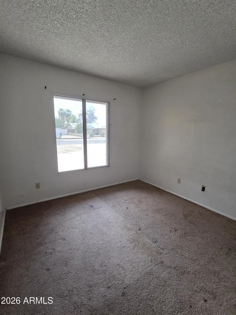 Photo of 3740 W REDFIELD Road