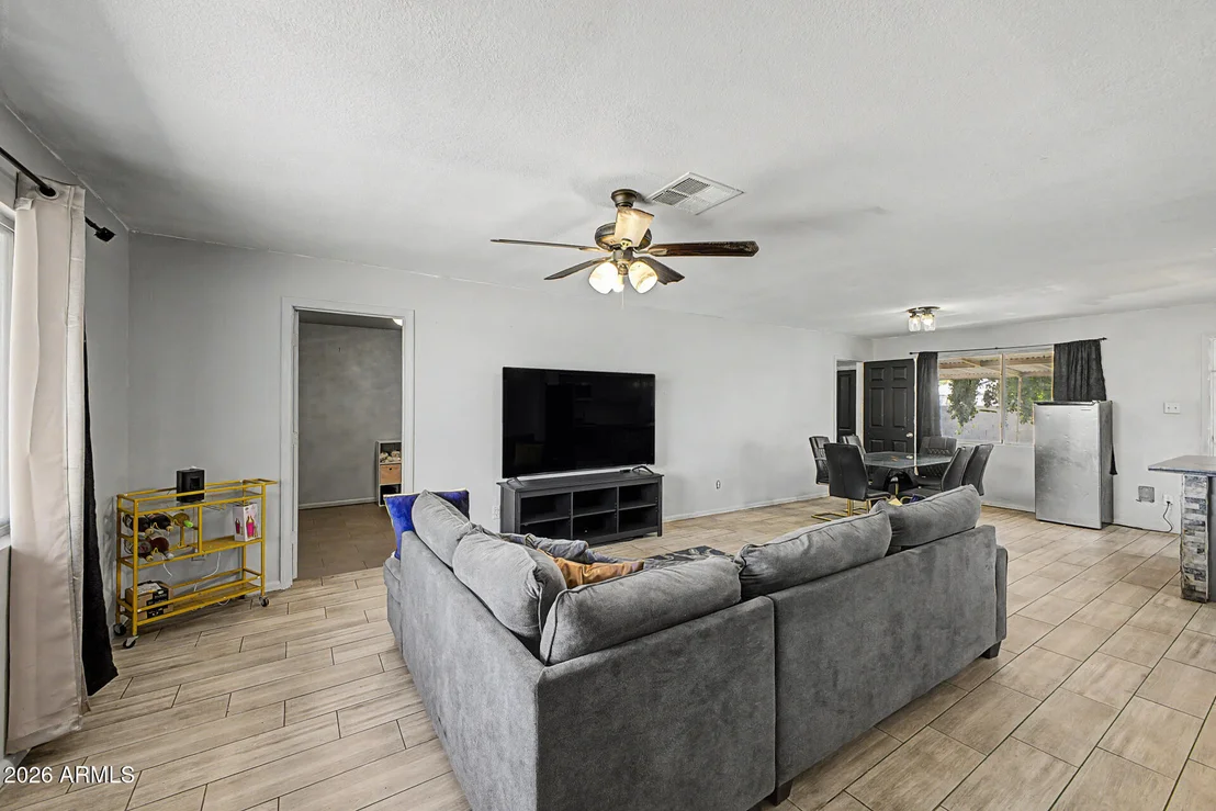 Photo of 4727 W OSBORN Road