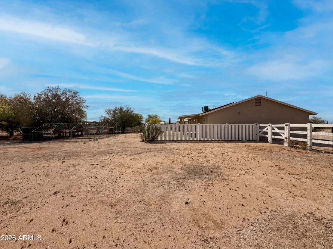 Photo of 23115 E OXBOW Drive