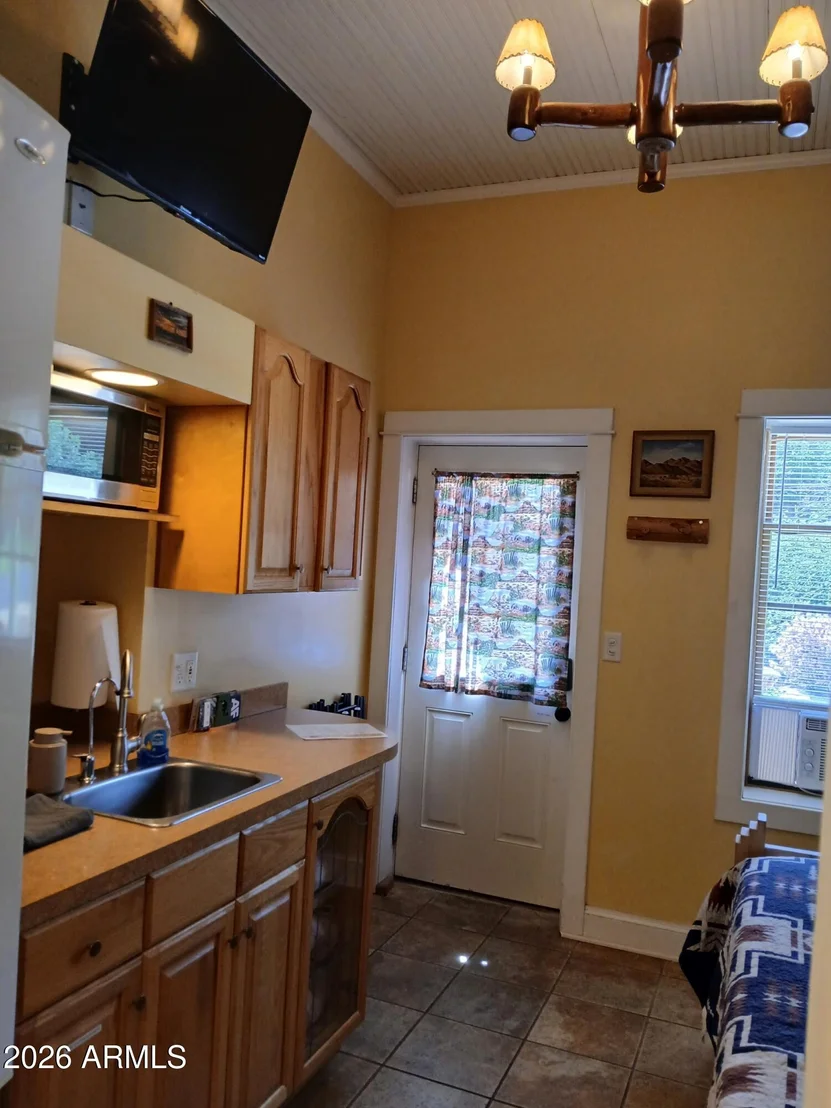 Photo of 132 BREWERY Avenue