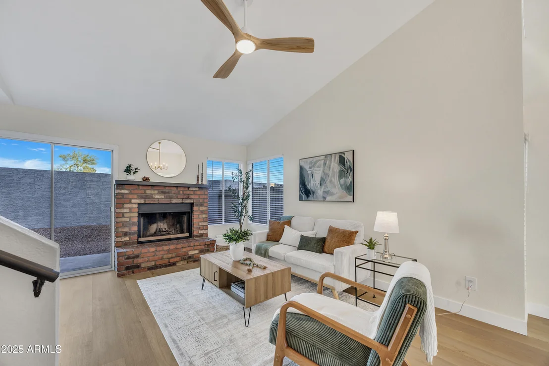 Photo of 18633 N 4TH Avenue