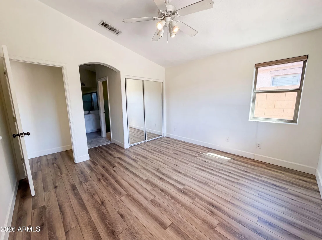 Photo of 3951 E TIMBERLINE Road