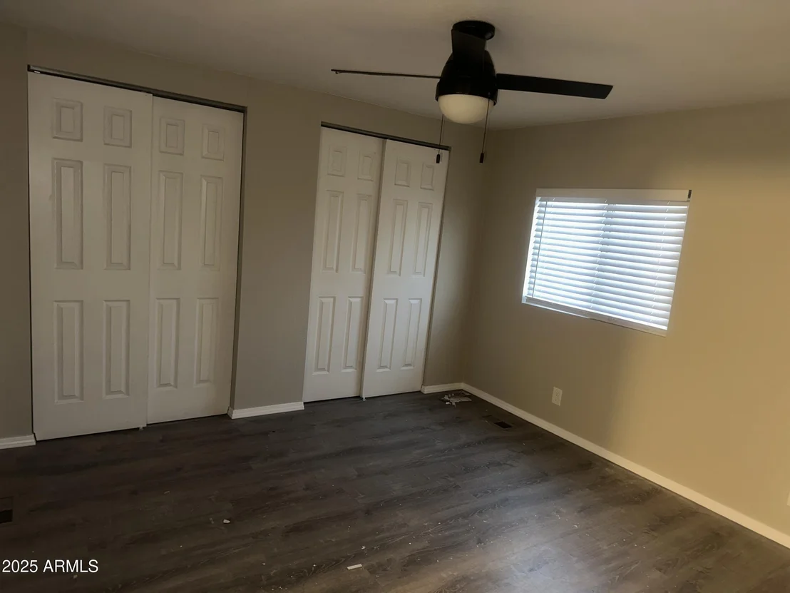 Photo of 76 W SUNSET Drive