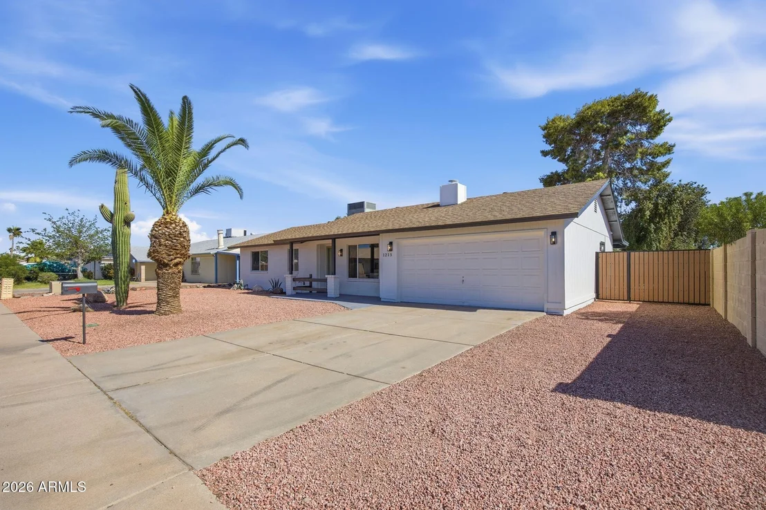 Photo of 1215 W WESCOTT Drive