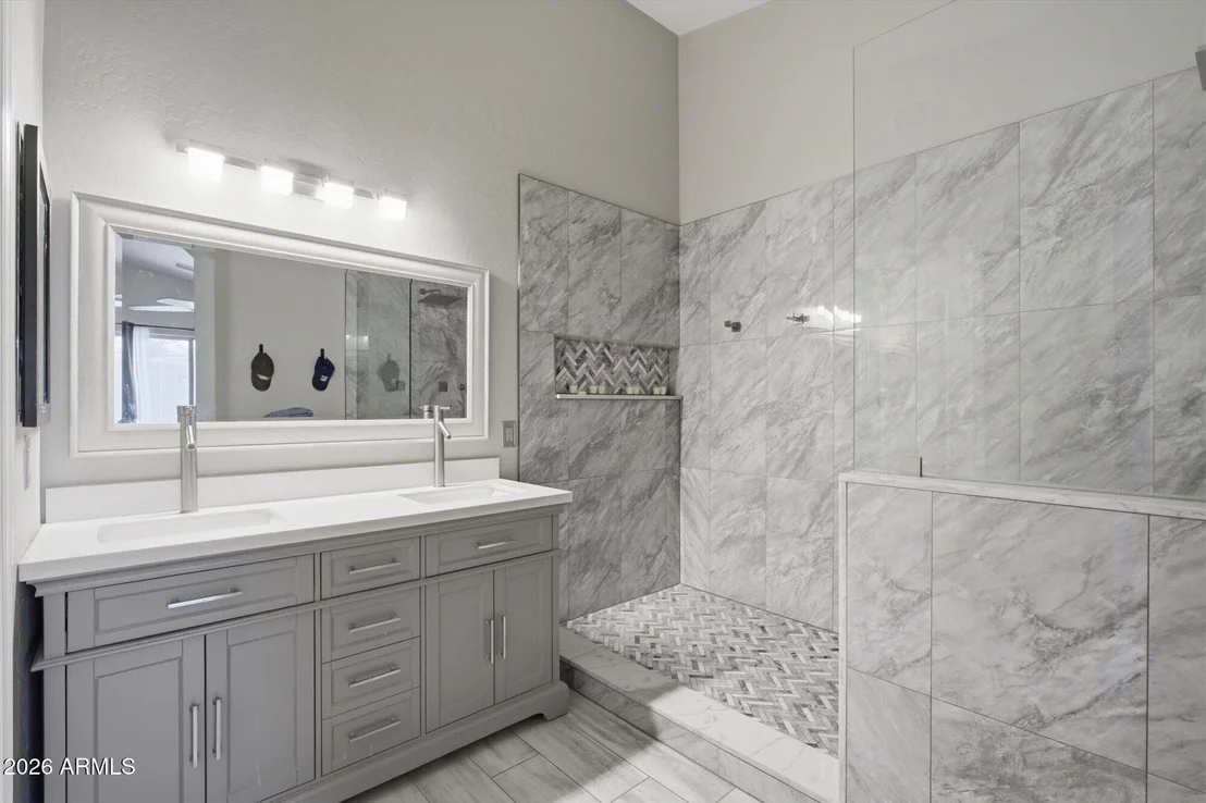 Photo of 663 E JASMINE Circle