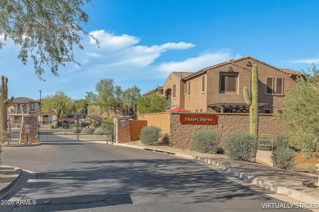 Photo of 2414 W JAKE Haven