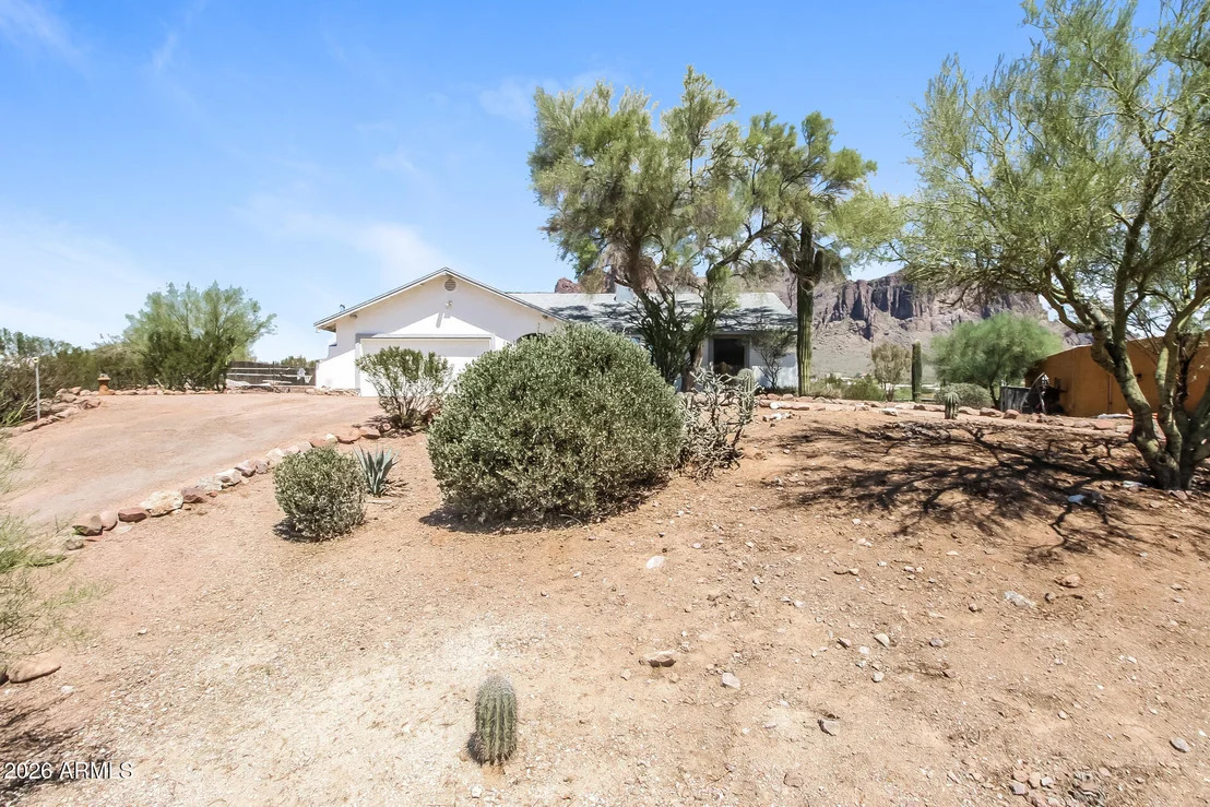 Photo of 3961 N VAL VISTA Road