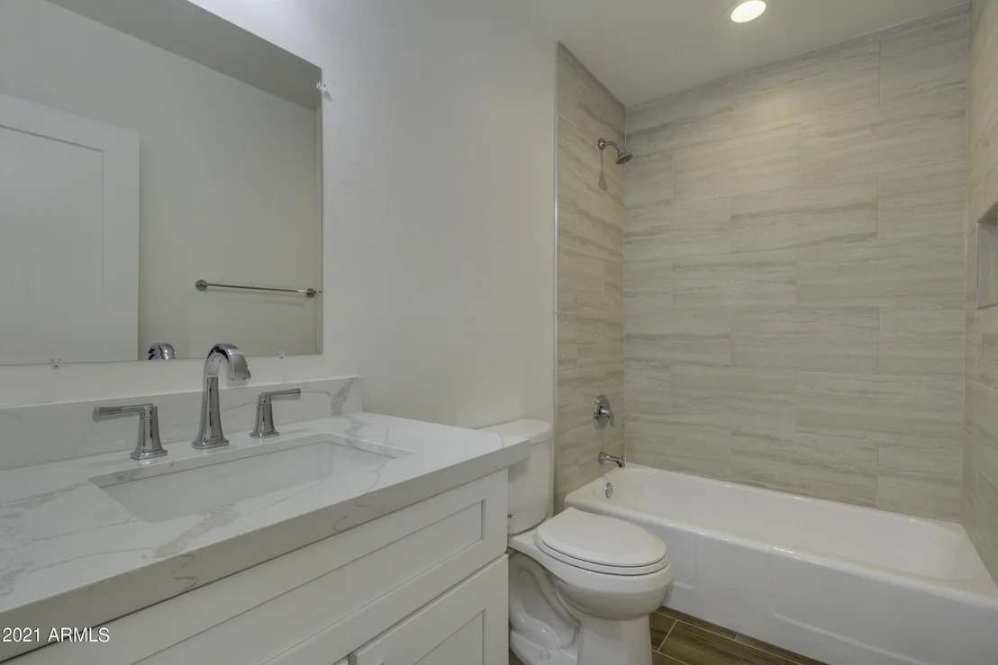 Photo of 3232 N 27TH Place