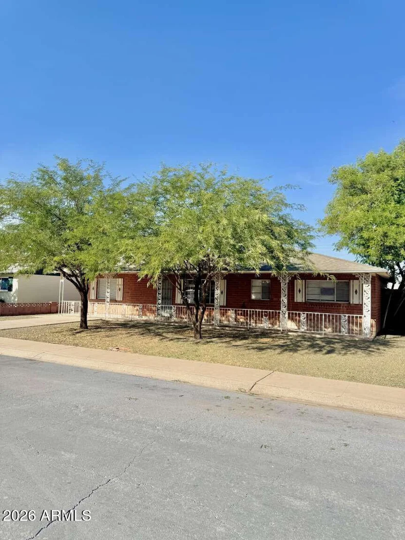 Photo of 3006 W STELLA Lane