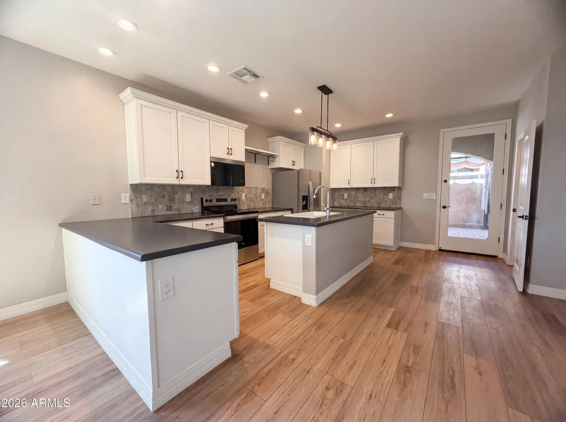 Photo of 1729 S DESERT VIEW Place